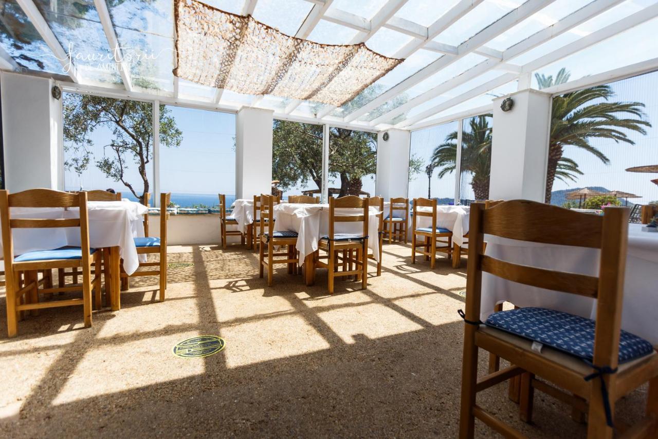 Kinira Beach Hotel 酒店