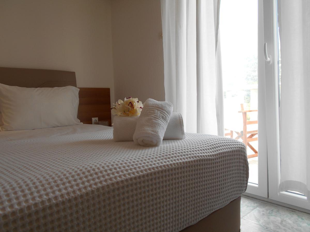 Kinira Beach Hotel 2* Κοίνυρα