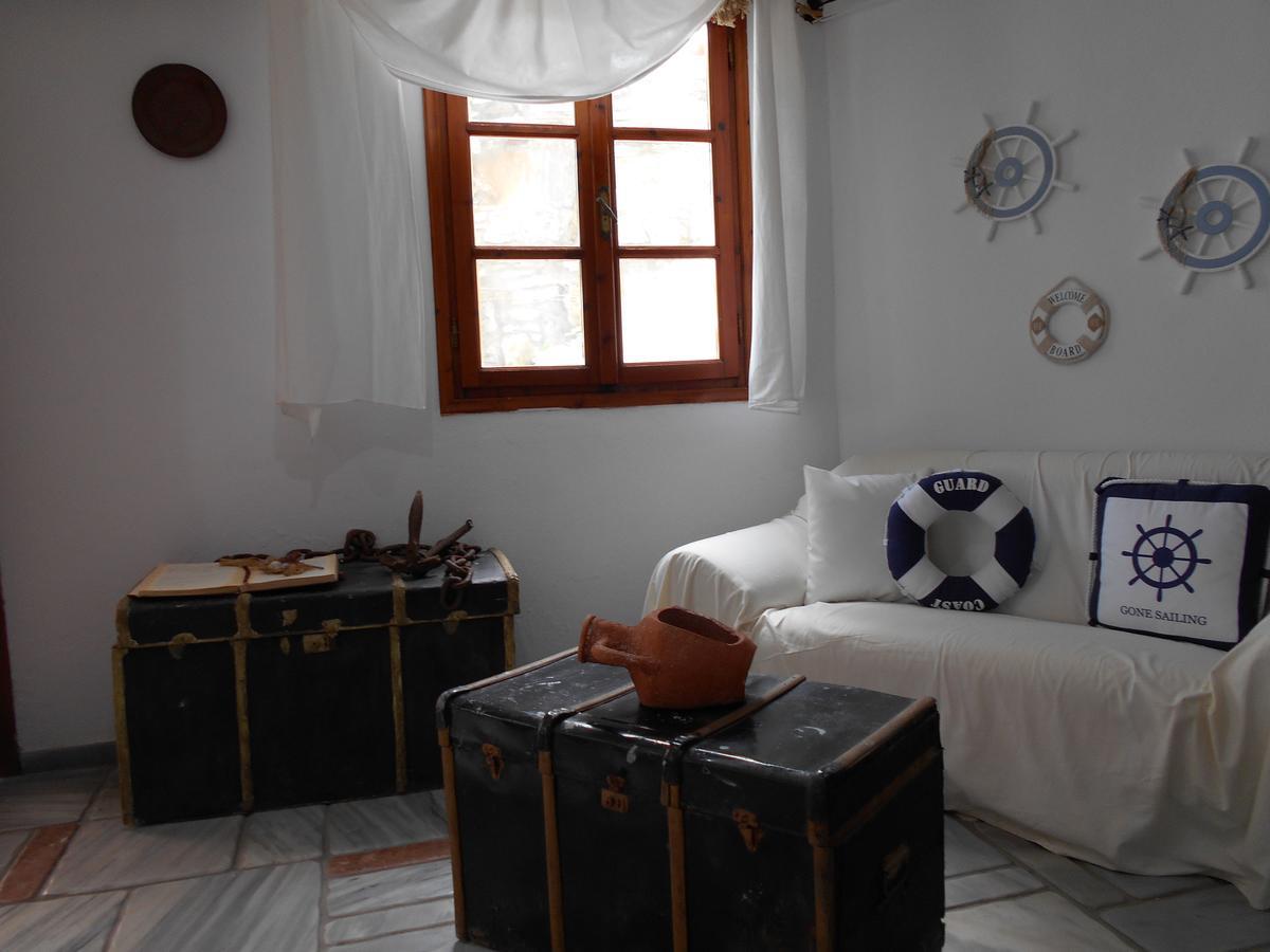 Ξενοδοχείο Kinira Beach Hotel